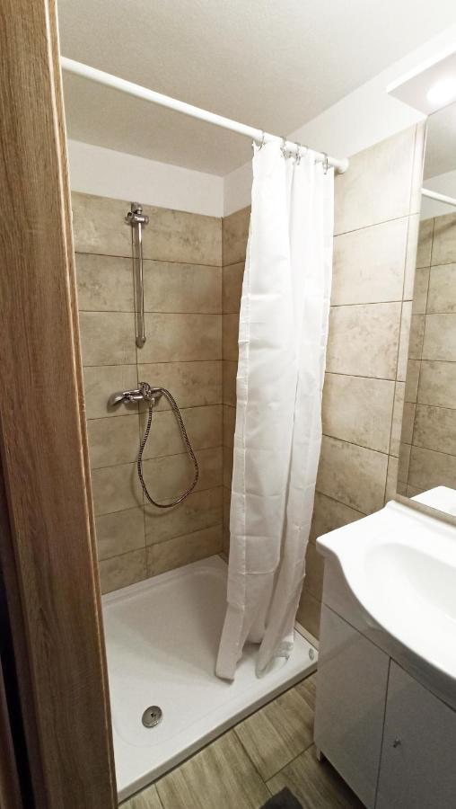 Ferienwohnung Apartma Montemoro Ankaran Exterior foto